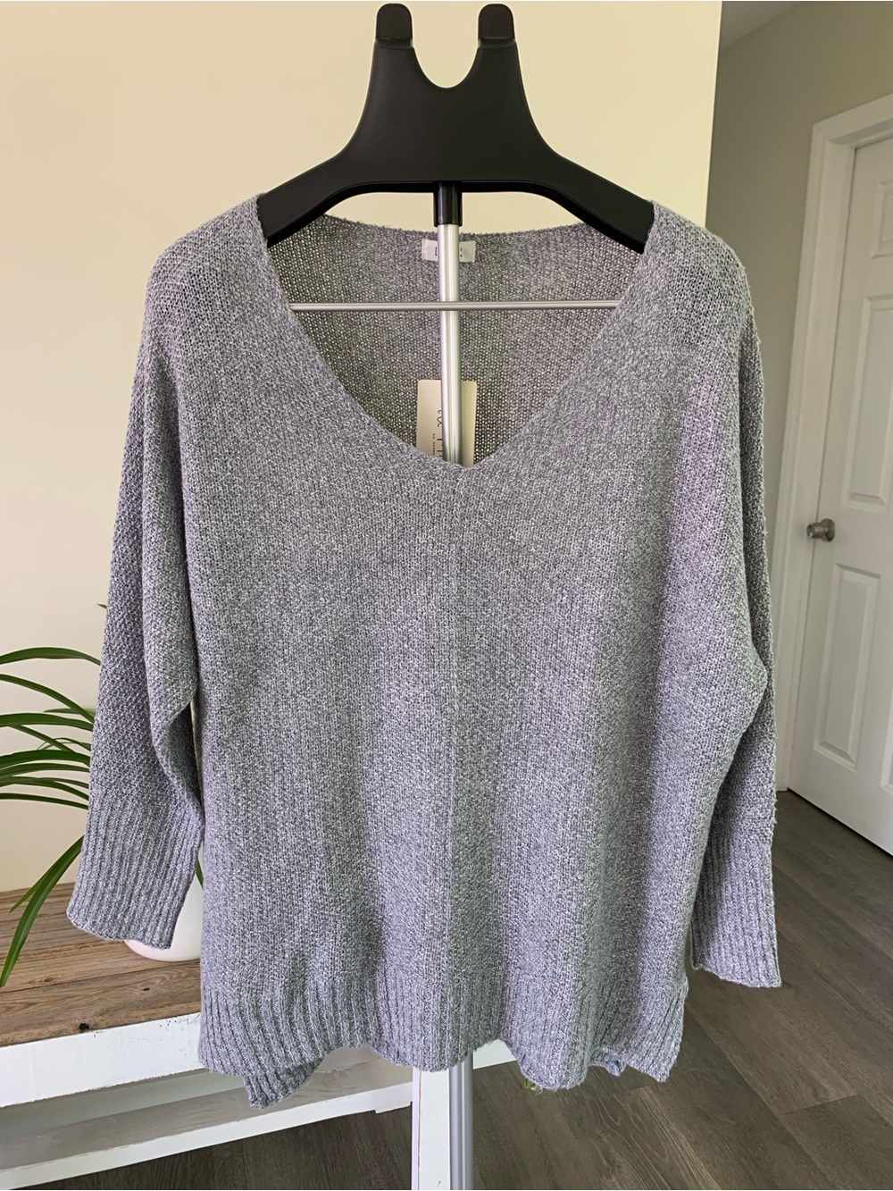 La Miel Loose Fit Knit V-neck Sweater